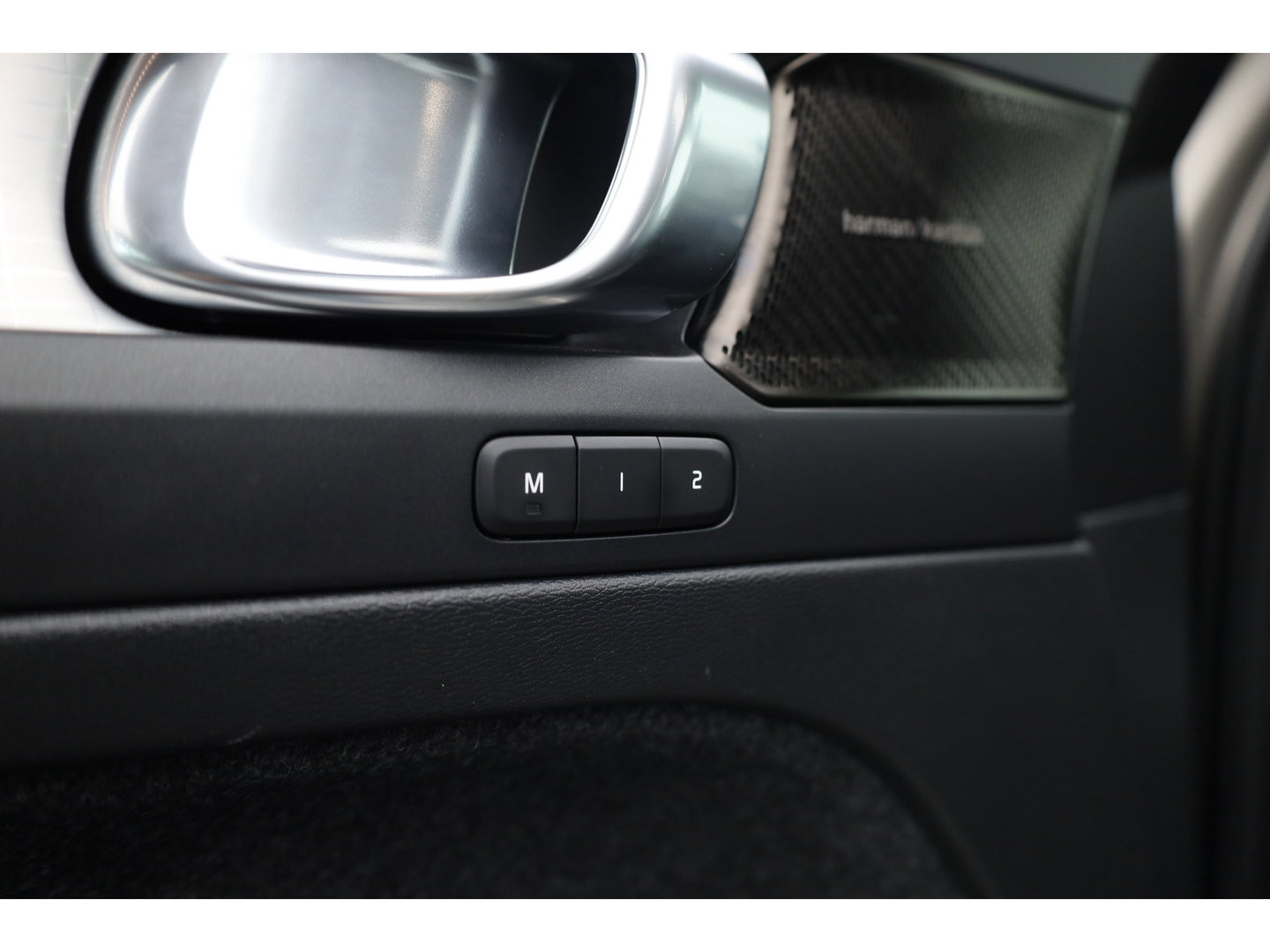 Volvo XC40 1.5 T4 Recharge Inscription Expression | SOH 96.7% |  Dig. Cockpit | Pano | 360cam | Elek. Trekhaak | Adapt. Cruise | Harman Kardon