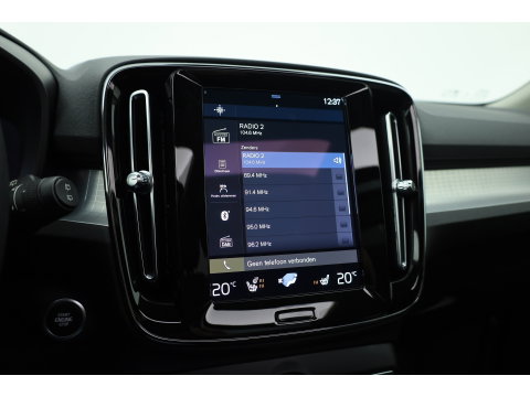 Volvo XC40 1.5 T4 Recharge Inscription Expression | SOH 96.7% |  Dig. Cockpit | Pano | 360cam | Elek. Trekhaak | Adapt. Cruise | Harman Kardon