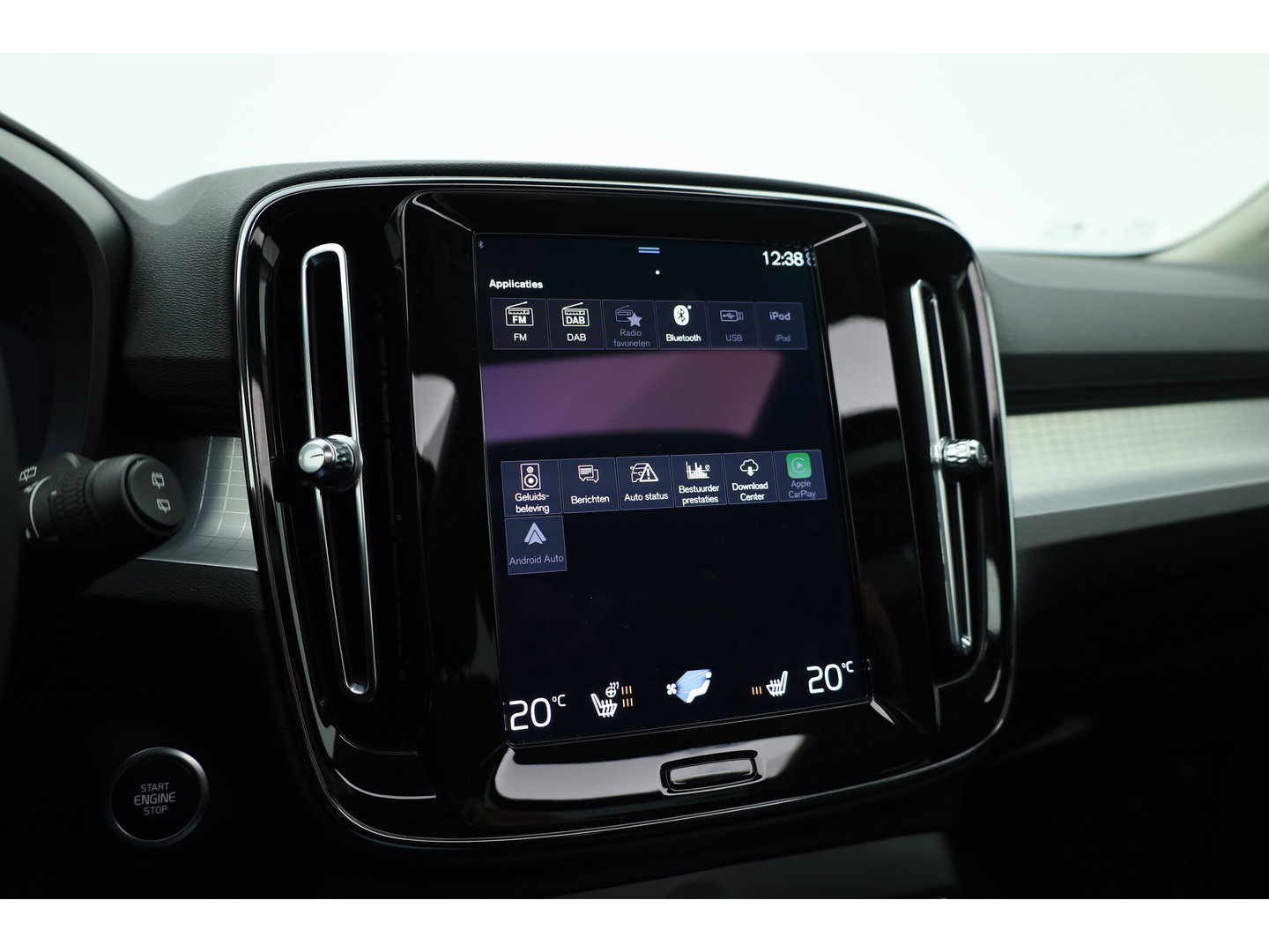 Volvo XC40 1.5 T4 Recharge Inscription Expression | SOH 96.7% |  Dig. Cockpit | Pano | 360cam | Elek. Trekhaak | Adapt. Cruise | Harman Kardon