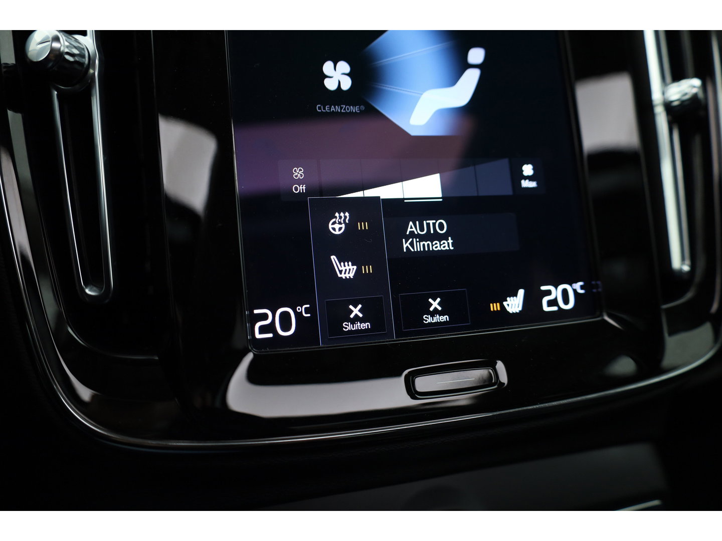 Volvo XC40 1.5 T4 Recharge Inscription Expression | SOH 96.7% |  Dig. Cockpit | Pano | 360cam | Elek. Trekhaak | Adapt. Cruise | Harman Kardon