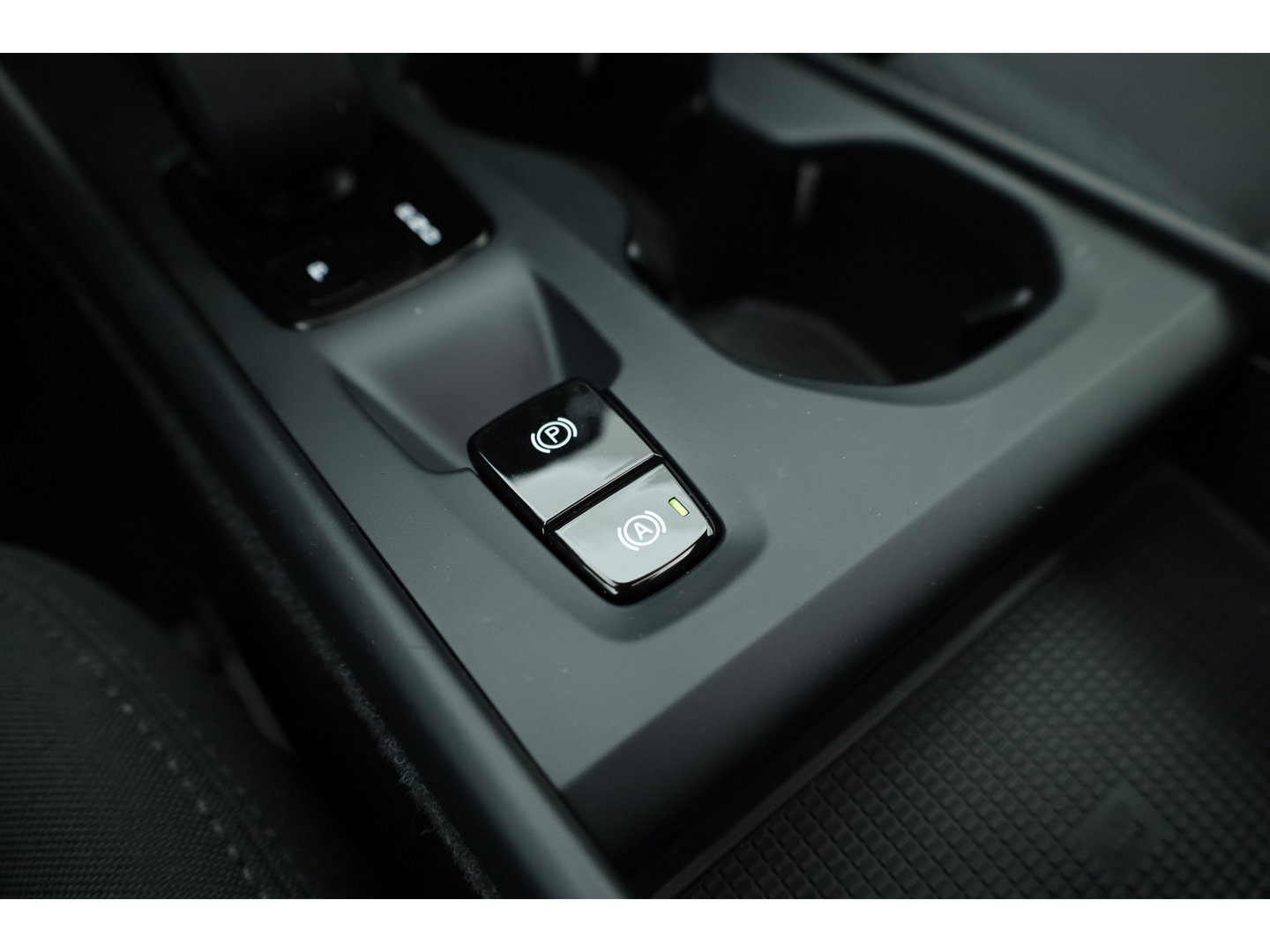 Volvo XC40 1.5 T4 Recharge Inscription Expression | SOH 96.7% |  Dig. Cockpit | Pano | 360cam | Elek. Trekhaak | Adapt. Cruise | Harman Kardon