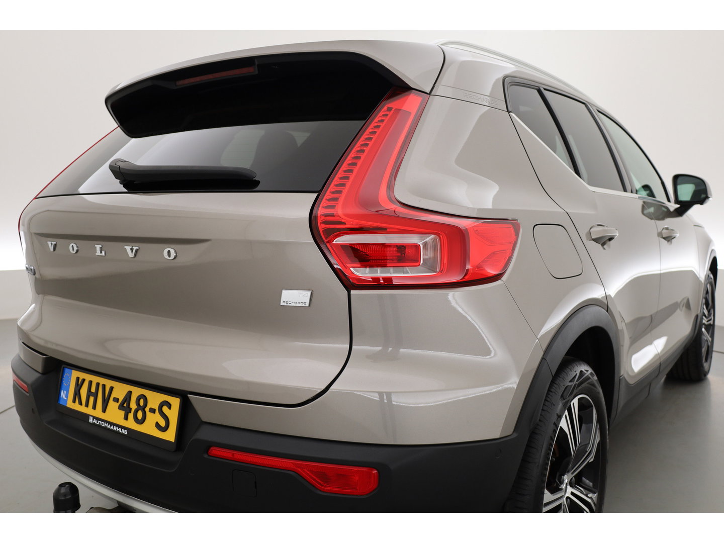 Volvo XC40 1.5 T4 Recharge Inscription Expression | SOH 96.7% |  Dig. Cockpit | Pano | 360cam | Elek. Trekhaak | Adapt. Cruise | Harman Kardon