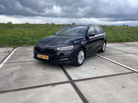 Škoda Octavia Combi 1.0 e-TSI Business Edition | CLIMA | SUNSET | STOEL & STUURWIEL VERWARMING