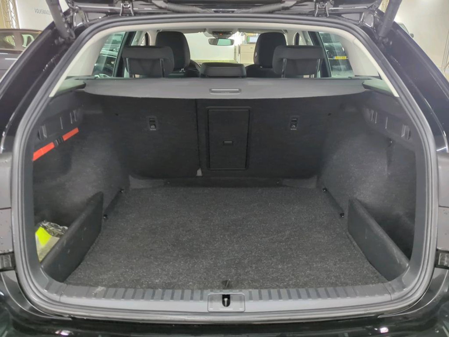 Škoda Octavia Combi 1.0 e-TSI Business Edition | CLIMA | SUNSET | STOEL & STUURWIEL VERWARMING