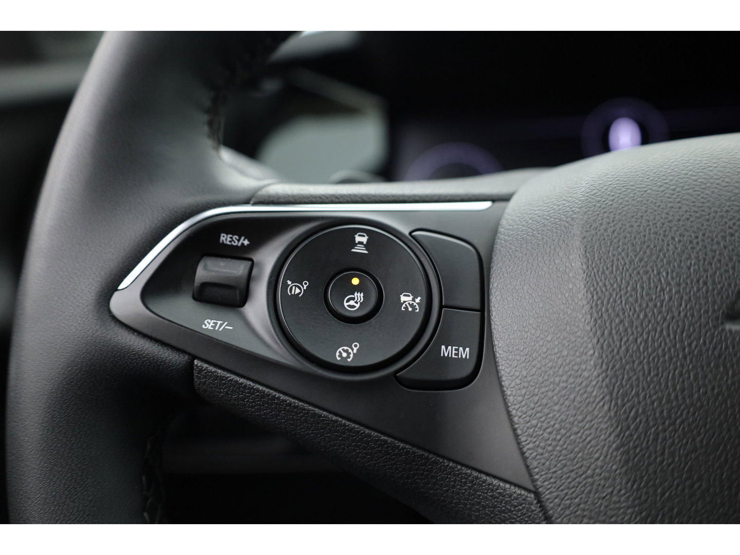 Opel Grandland 1.2 Turbo Ultimate | Dig. Cockpit  |Trekhaak | Camera | Stoel-Stuurverw. | Adapt. Cruise | Keyless | Apple CarPlay & Android Auto
