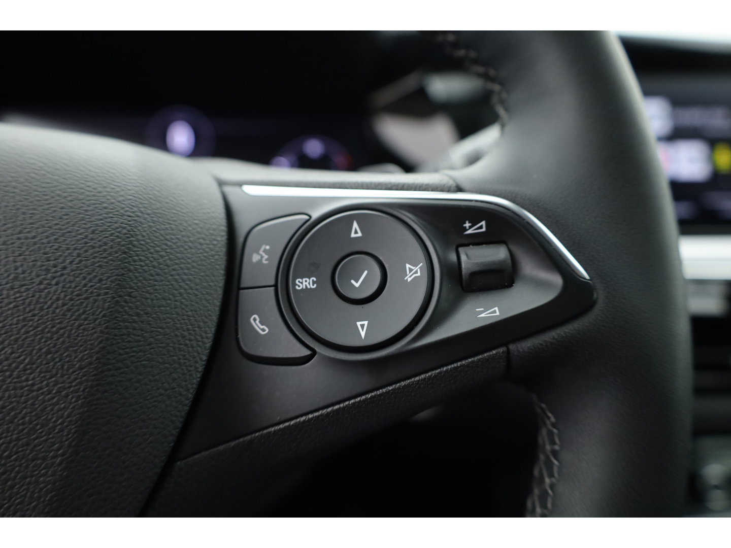 Opel Grandland 1.2 Turbo Ultimate | Dig. Cockpit  |Trekhaak | Camera | Stoel-Stuurverw. | Adapt. Cruise | Keyless | Apple CarPlay & Android Auto