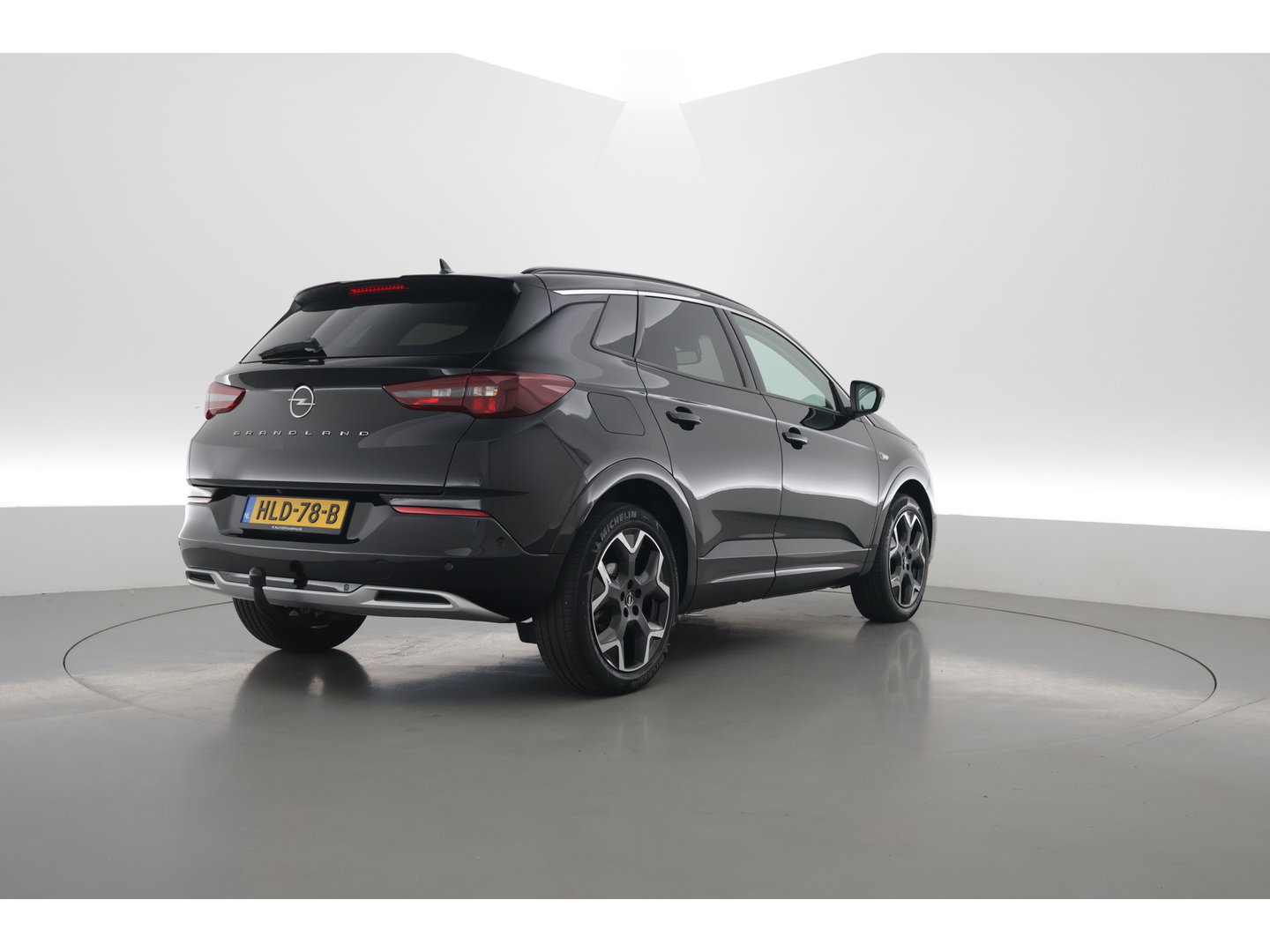 Opel Grandland 1.2 Turbo Ultimate | Dig. Cockpit  |Trekhaak | Camera | Stoel-Stuurverw. | Adapt. Cruise | Keyless | Apple CarPlay & Android Auto