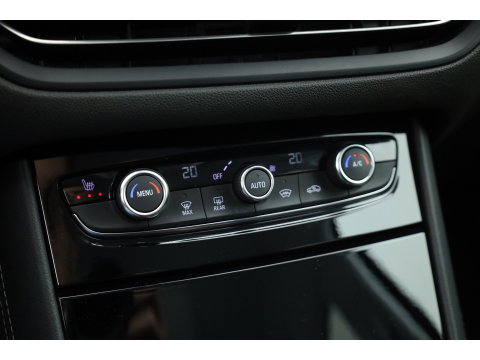 Opel Grandland 1.2 Turbo Ultimate | Dig. Cockpit  |Trekhaak | Camera | Stoel-Stuurverw. | Adapt. Cruise | Keyless | Apple CarPlay & Android Auto
