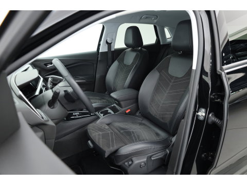 Opel Grandland 1.2 Turbo Ultimate | Dig. Cockpit  |Trekhaak | Camera | Stoel-Stuurverw. | Adapt. Cruise | Keyless | Apple CarPlay & Android Auto