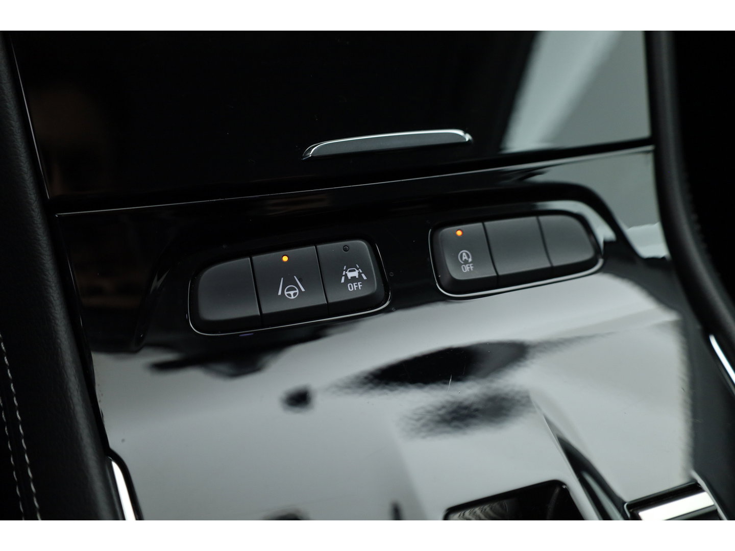 Opel Grandland 1.2 Turbo Ultimate | Dig. Cockpit  |Trekhaak | Camera | Stoel-Stuurverw. | Adapt. Cruise | Keyless | Apple CarPlay & Android Auto