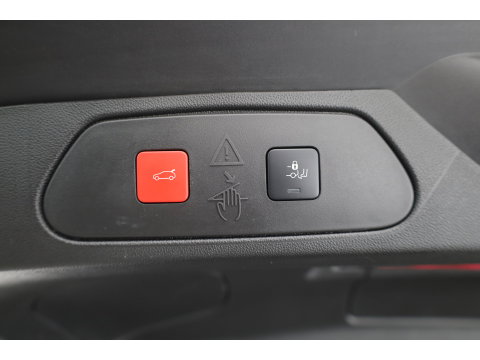 Opel Grandland 1.2 Turbo Ultimate | Dig. Cockpit  |Trekhaak | Camera | Stoel-Stuurverw. | Adapt. Cruise | Keyless | Apple CarPlay & Android Auto