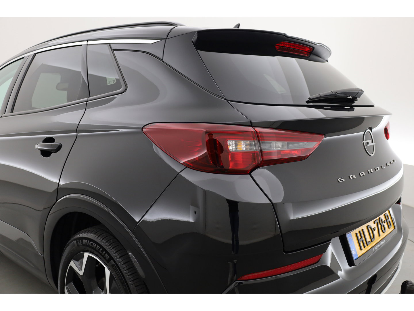 Opel Grandland 1.2 Turbo Ultimate | Dig. Cockpit  |Trekhaak | Camera | Stoel-Stuurverw. | Adapt. Cruise | Keyless | Apple CarPlay & Android Auto