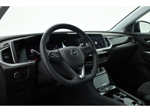 Opel Grandland 1.2 Turbo Ultimate | Dig. Cockpit  |Trekhaak | Camera | Stoel-Stuurverw. | Adapt. Cruise | Keyless | Apple CarPlay & Android Auto
