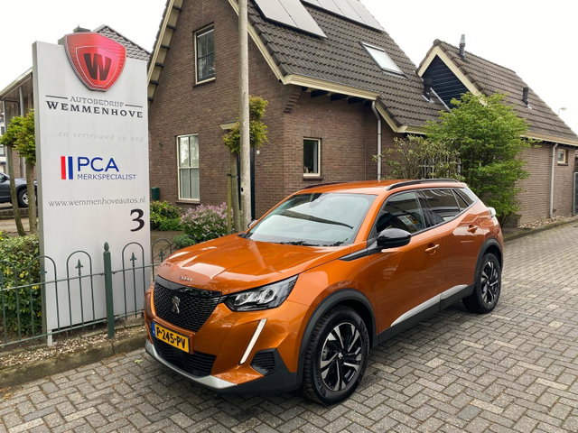 Peugeot 2008 - 1.2 PureTech Allure Pack