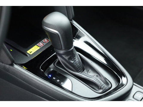 Toyota Yaris Cross 1.5 Hybrid 130 Teamplayer | Winter pack | Safety Pack | Navi | Apple CarPlay | Camera | Adapt. Cruise