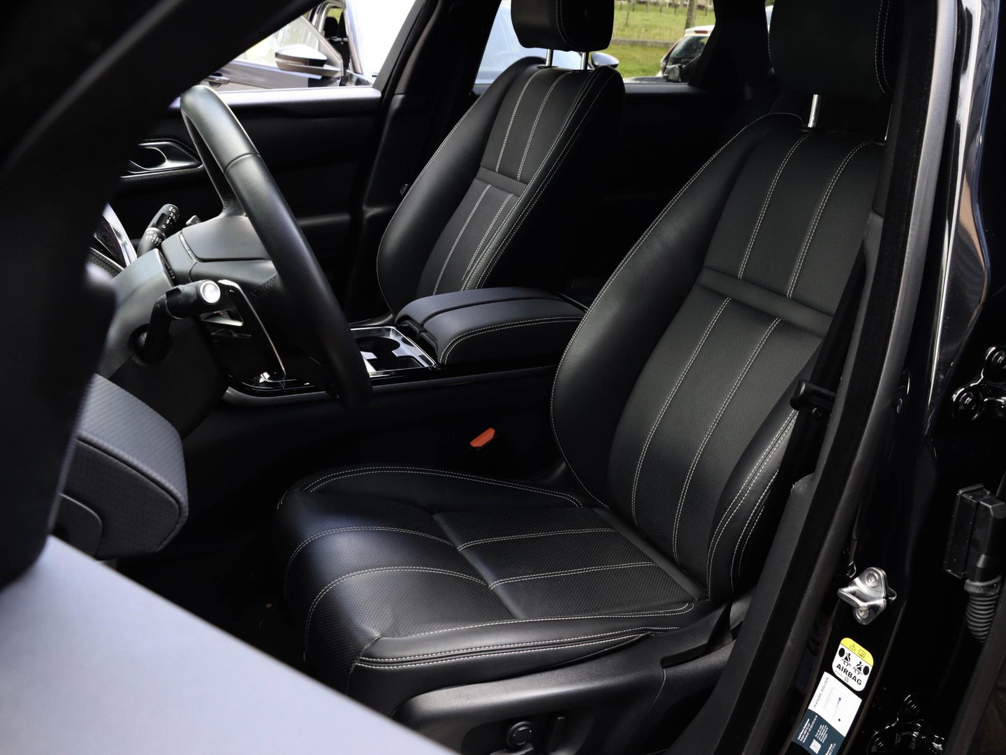 Land Rover Range Rover Velar P400e AWD S PHEV Meridian | Zwarte hemel + Leder | Trekhaak