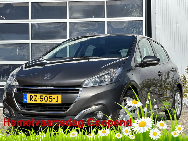 Peugeot 208 - 1.2 PureTech Blue Lion 82pk | Airco | Apple Carplay/Android Auto | Cruise control | DAB | Navigatiesysteem full map | Parkeersensor achter | Zeer compleet!