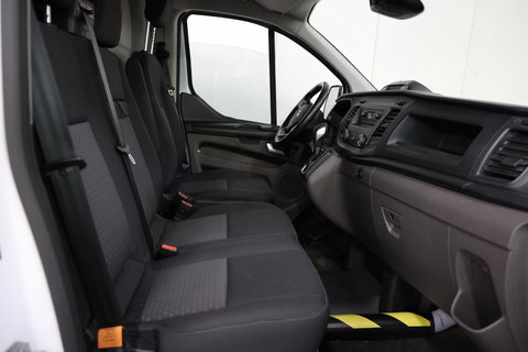Ford Transit Custom 2.0 TDCI L2H1 AUTOMAAT