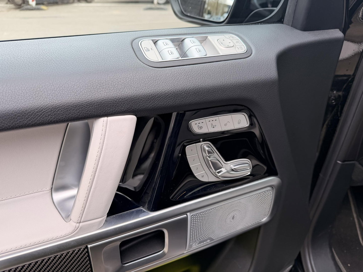 Mercedes-Benz G-Klasse 63 Brabus 700 Full Options