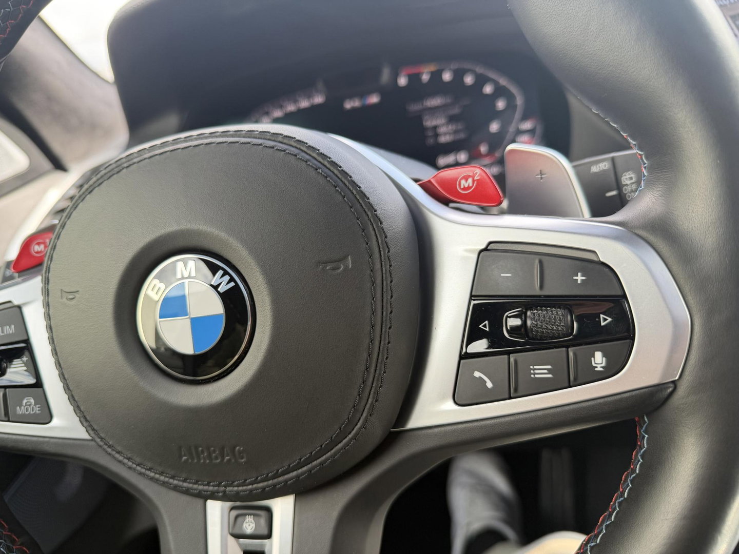 BMW X5 M Competition 625PK l Panoramadak l HUD l Trekhaak l Stoel verwarming/stoel koeling