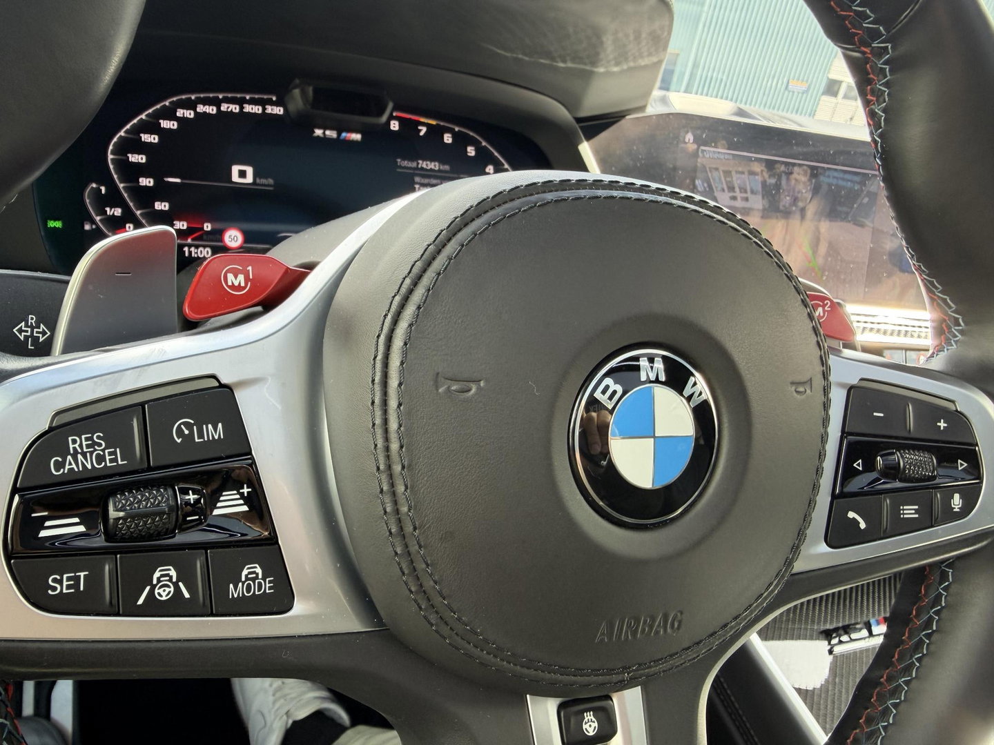 BMW X5 M Competition 625PK l Panoramadak l HUD l Trekhaak l Stoel verwarming/stoel koeling