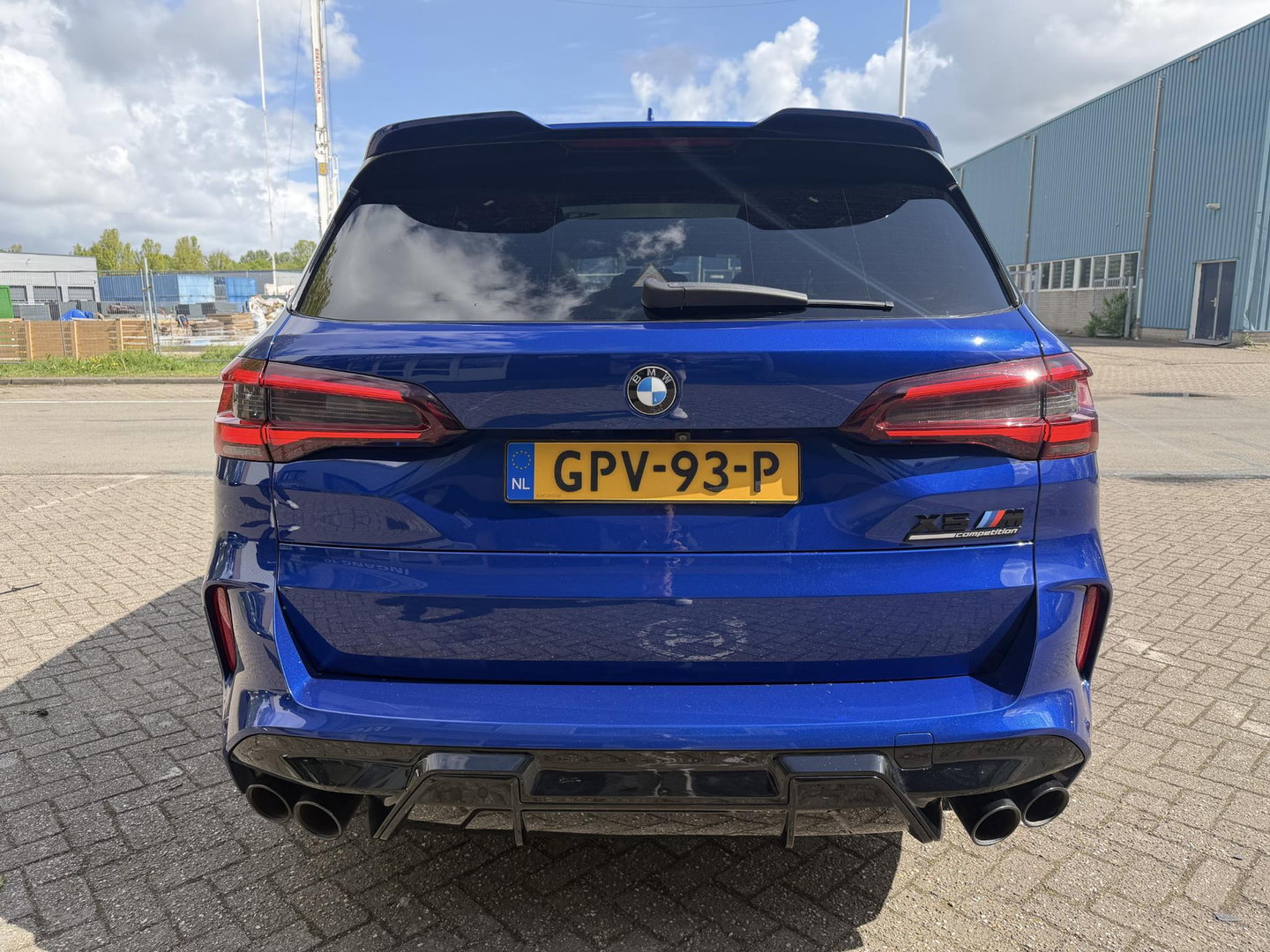 BMW X5 M Competition 625PK l Panoramadak l HUD l Trekhaak l Stoel verwarming/stoel koeling