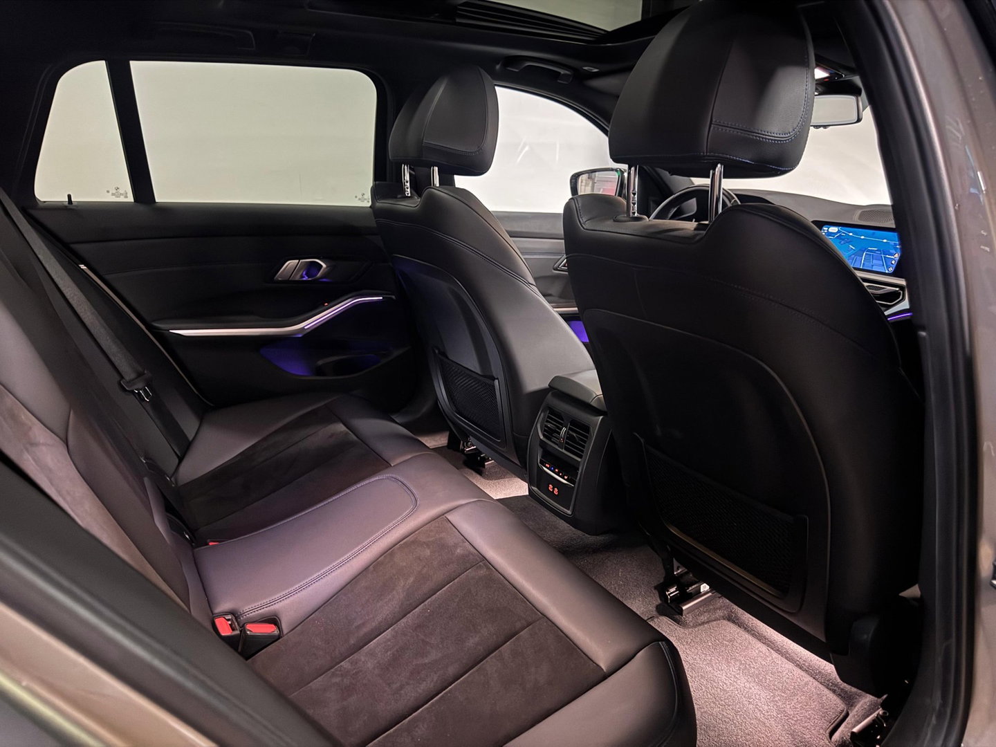 BMW 3 Serie Touring 330e M High Executive PANO KEYLESS MEMORY'
