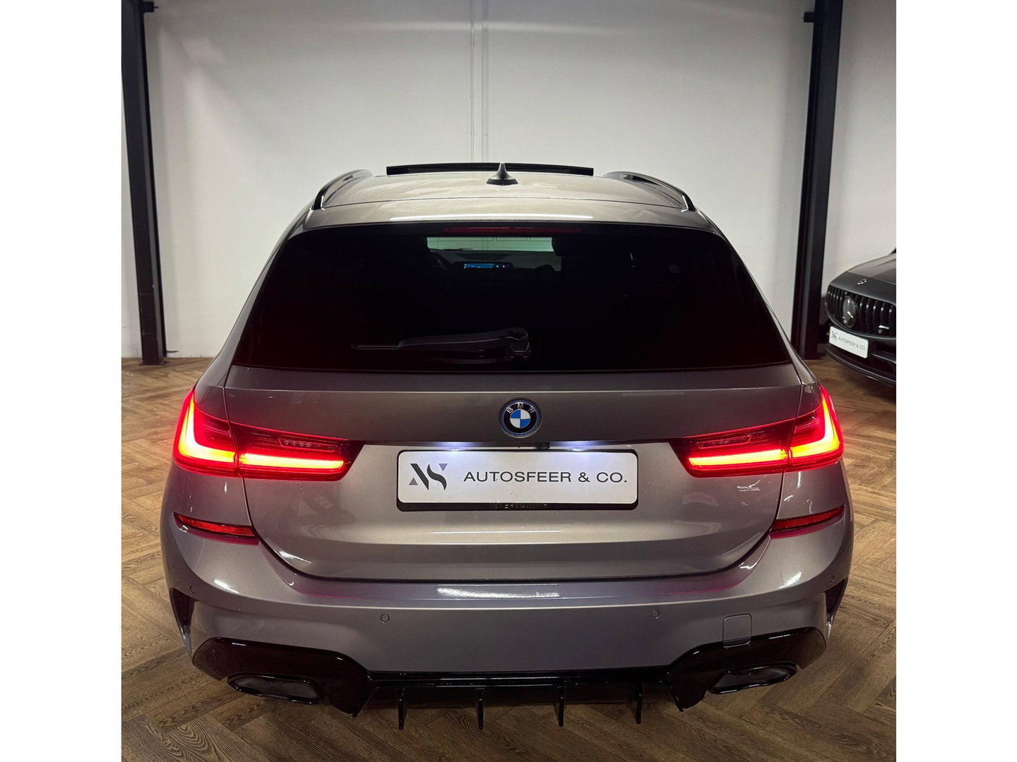 BMW 3 Serie Touring 330e M High Executive PANO KEYLESS MEMORY'