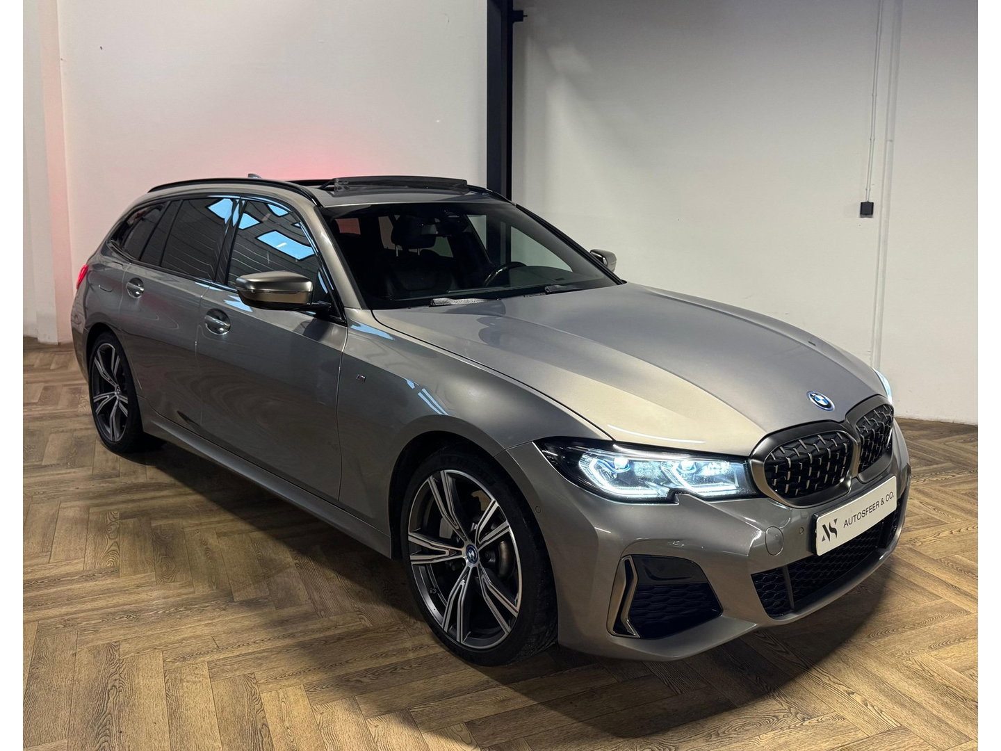 BMW 3 Serie Touring 330e M High Executive PANO KEYLESS MEMORY'