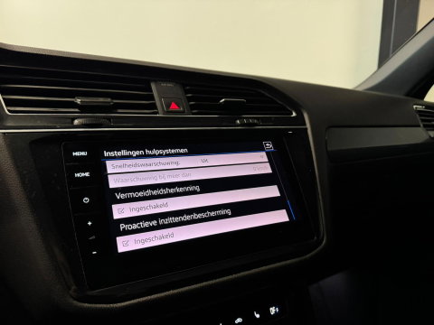 Volkswagen Tiguan 2.0 TSI 4Motion R-Line 7p PANO KEYLESS CAM