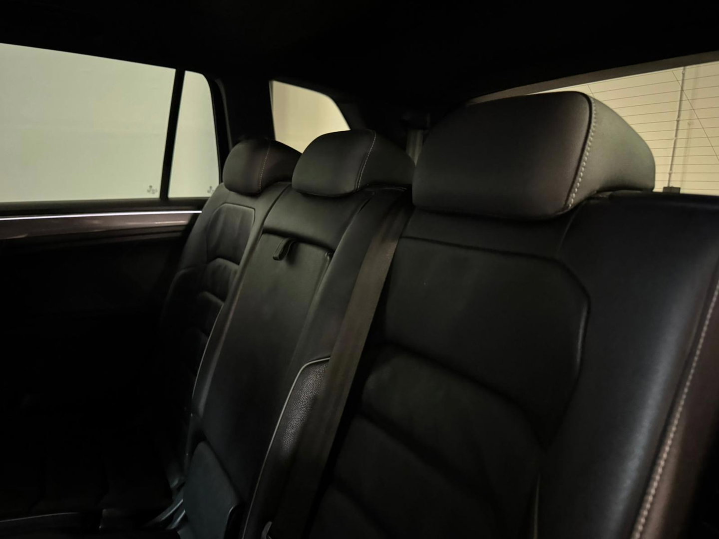 Volkswagen Tiguan 2.0 TSI 4Motion R-Line 7p PANO KEYLESS CAM