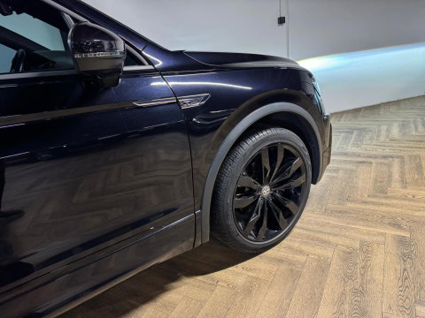 Volkswagen Tiguan 2.0 TSI 4Motion R-Line 7p PANO KEYLESS CAM