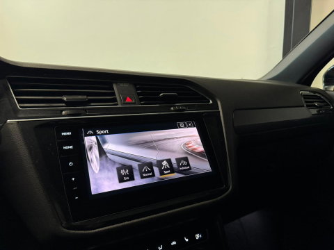 Volkswagen Tiguan 2.0 TSI 4Motion R-Line 7p PANO KEYLESS CAM