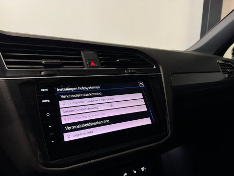 Volkswagen Tiguan 2.0 TSI 4Motion R-Line 7p PANO KEYLESS CAM