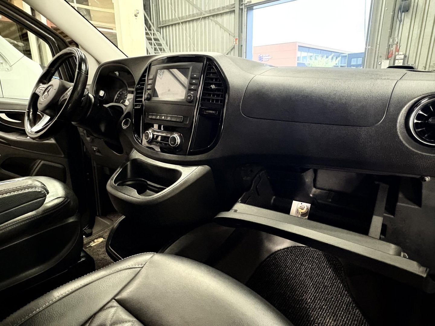 Mercedes-Benz Vito 114 CDI DC MARGE | GETUNED 190PK J2D | LEDER | LED | RWD