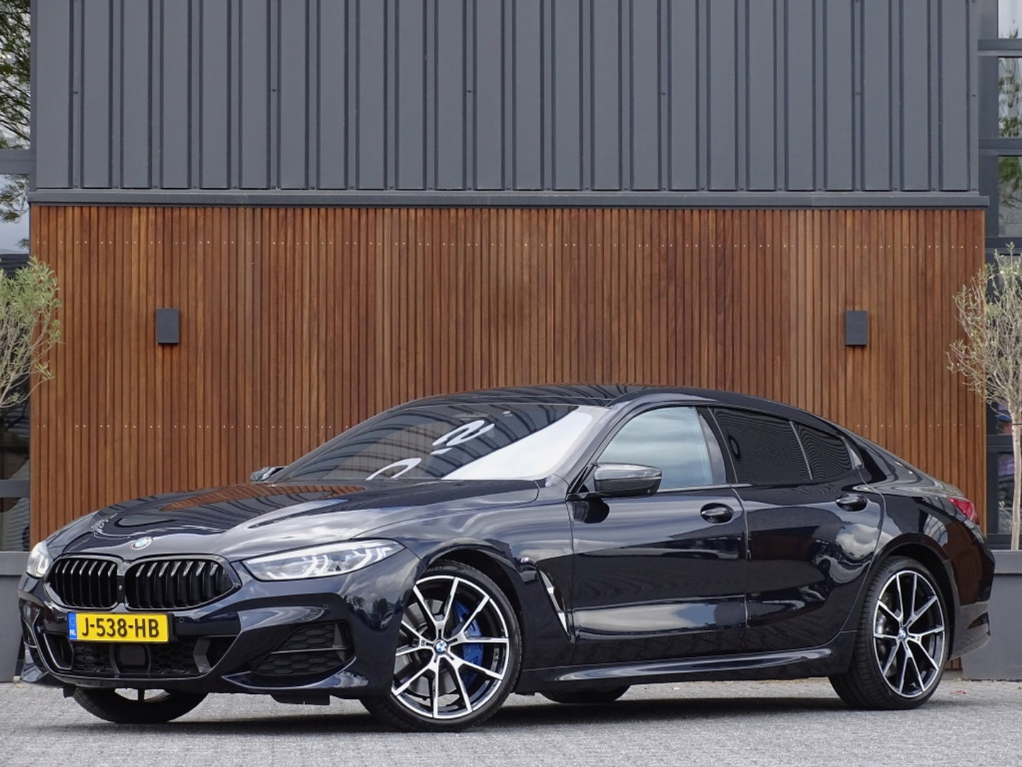 BMW 8 Serie Gran Coupé 840i 341PK X-Drive M-Performance / carbon / 360° / *NAP*