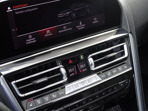 BMW 8 Serie Gran Coupé 840i 341PK X-Drive M-Performance / carbon / 360° / *NAP*