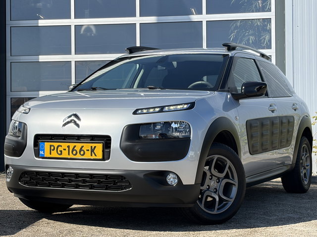 Citroën C4 Cactus - 1.2 PureTech Shine 82pk | Nieuwe Distributieriem | Audio-navigatie full map | Bluetooth | Cruise control | Lichtmetalen velgen 16" | Parkeersensor achter | Zeer netjes!