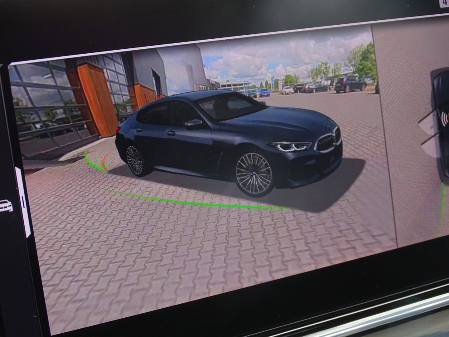 BMW 8 Serie Gran Coupé 840i 341PK X-Drive M-Performance / carbon / 360° / *NAP*