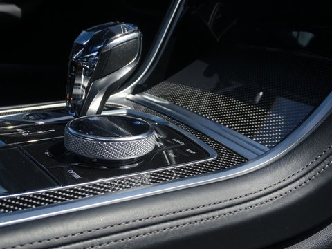 BMW 8 Serie Gran Coupé 840i 341PK X-Drive M-Performance / carbon / 360° / *NAP*