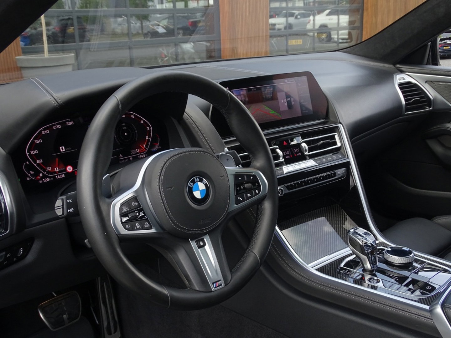 BMW 8 Serie Gran Coupé 840i 341PK X-Drive M-Performance / carbon / 360° / *NAP*