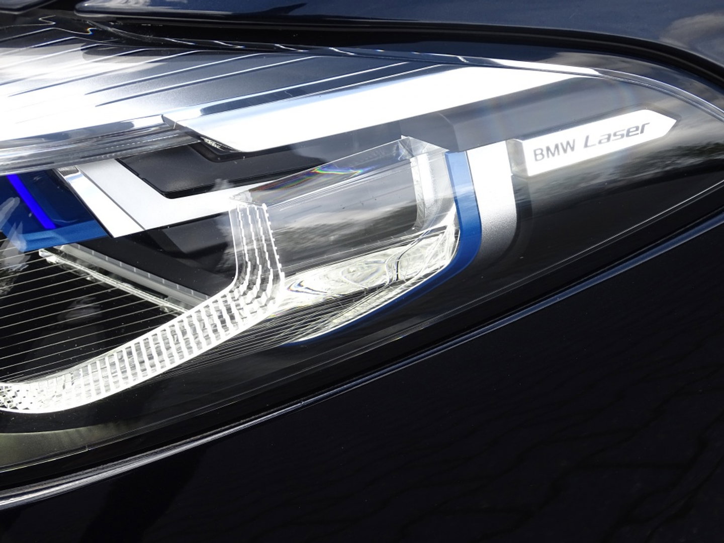 BMW 8 Serie Gran Coupé 840i 341PK X-Drive M-Performance / carbon / 360° / *NAP*
