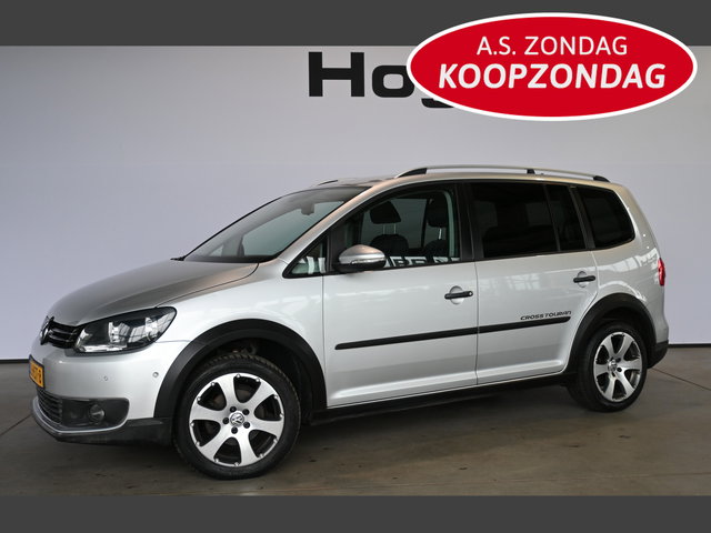 Volkswagen Touran - 1.4 TSI Cross Climate control Trekhaak Cruise control PDC Inruil Mogelijk!