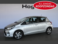 Toyota Yaris - 1.5 Hybrid Clima Cruise control Navigatie Camera Lichtmetaal 1e Eigenaar! Inruil Mogelijk!
