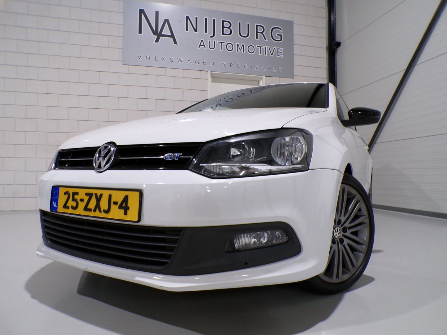 Volkswagen Polo 1.4 TSI BlueGT "Origineel NL!" Automaat! Garantie Navigatie Bluetooth Leer-Alcantara 17"Velgen Parkeersensoren
