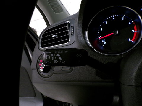 Volkswagen Polo 1.0 Comfortline "Origineel NL!" 1e eigenaar! Bluetooth Cruise-control Lichtmetalen-velgen Garantie Apple-carplay