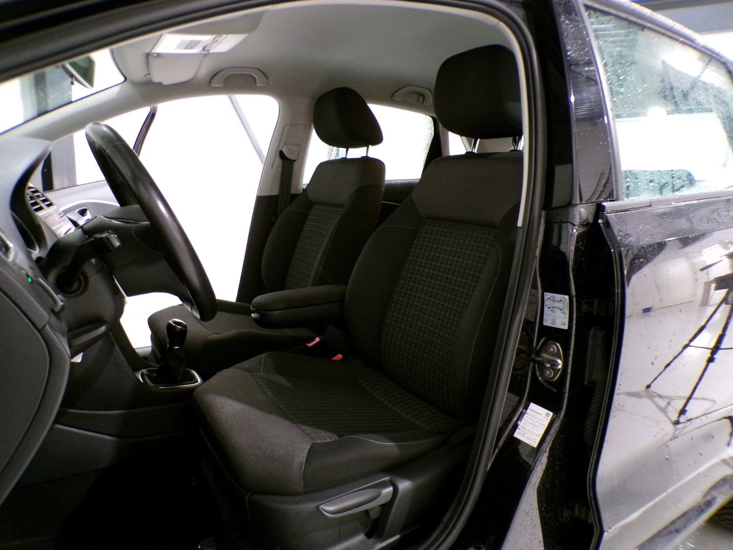 Volkswagen Polo 1.0 Comfortline "Origineel NL!" 1e eigenaar! Bluetooth Cruise-control Lichtmetalen-velgen Garantie Apple-carplay
