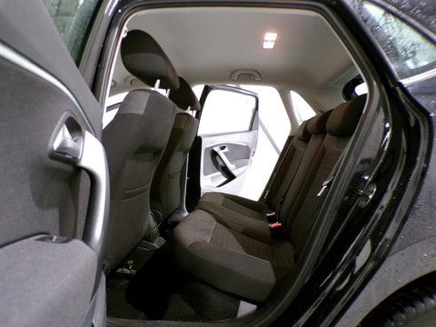 Volkswagen Polo 1.0 Comfortline "Origineel NL!" 1e eigenaar! Bluetooth Cruise-control Lichtmetalen-velgen Garantie Apple-carplay