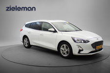 Ford Focus - Wagon 1.0 EcoBoost Hybrid Trend Edition Business - Carplay, Camera