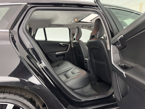 Volvo V60 2.0 D4 Polar+ Aut. *PANO | ADAPTIVE-CRUISE | LEATHER | XENON | BLINDSPOT | MEMORY-PACK | HEATED-COMFORTSEATS | NAVI-FULLMAP | CAMERA | 18''ALU | TOWBAR*